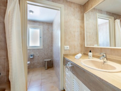 Apartment Apartment Pins i Mar by Mallorca House Rent - Features photo 26
