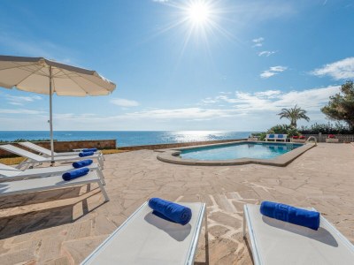 Villa Villa Front a Far - Outdoor photo 8