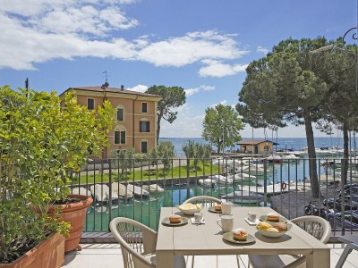 Apartment Lamasu Dusano - Environment photo 13