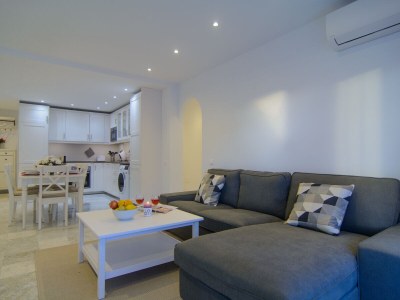 Apartment beachfront large terrace - Features photo 8