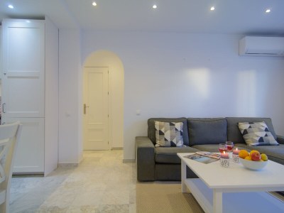 Apartment beachfront large terrace - Features photo 9