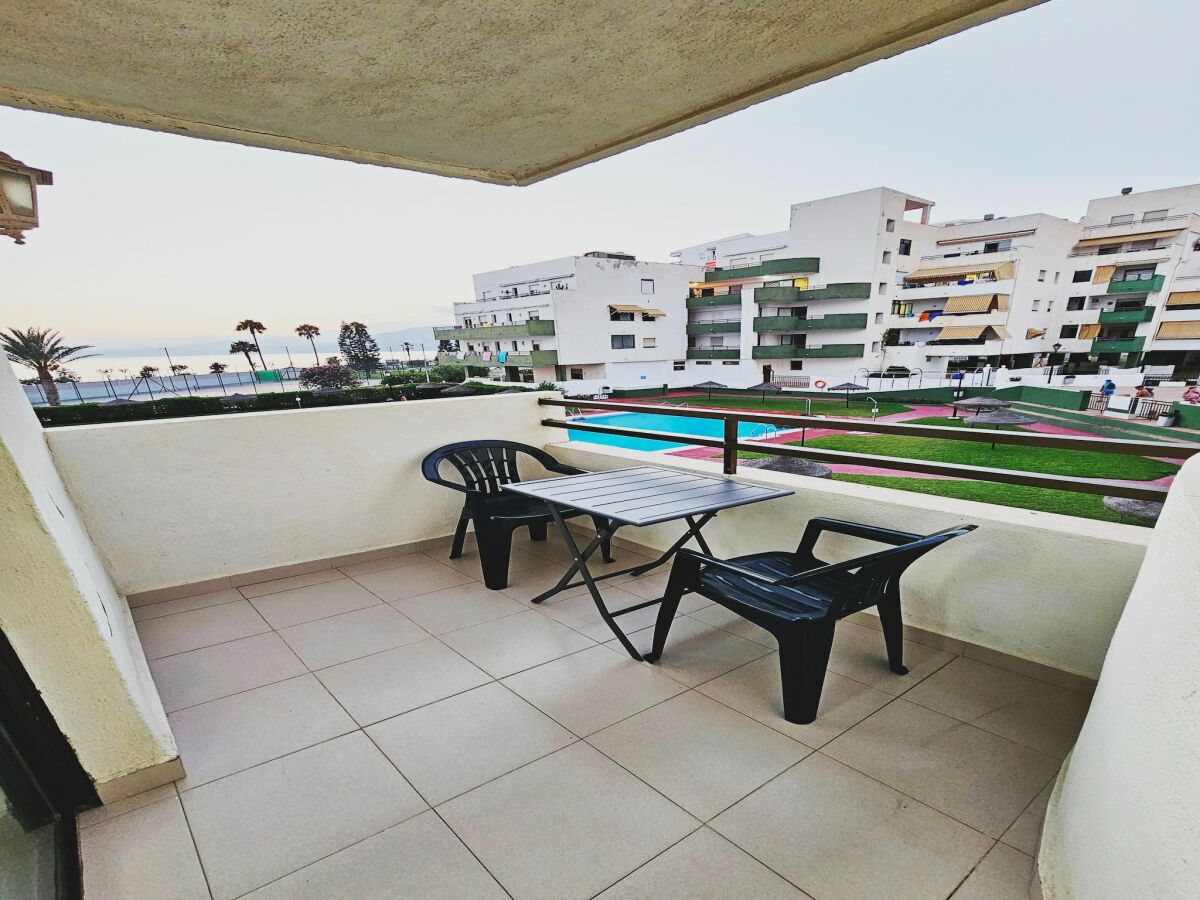 Holiday house Apartment in Roquetas near Playa Serena Beach. - Outdoor photo 3