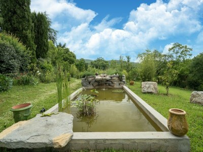 Holiday house Majestic holiday home in Laroque with hot tub - Outdoor photo 11