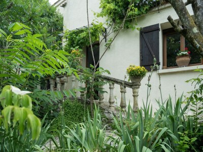 Holiday house Majestic holiday home in Laroque with hot tub - Outdoor photo 14