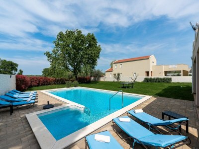 Villa Villa in Istria with Heated Eco Pool - Outdoor photo 8