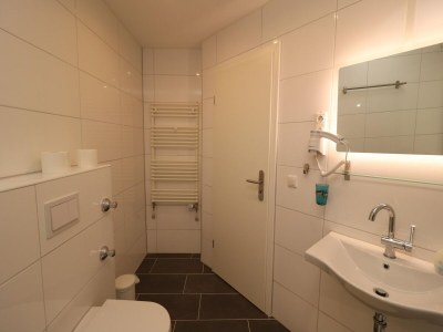 Apartment Apartment in Essen with Garden Terrace - Features photo 13