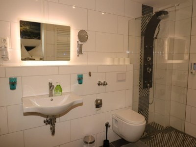 Apartment Apartment in Essen with Balcony & Terrace - Features photo 7