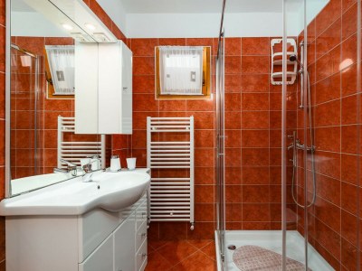 Apartment App Sadina with Private Pool and Garden - Features photo 29