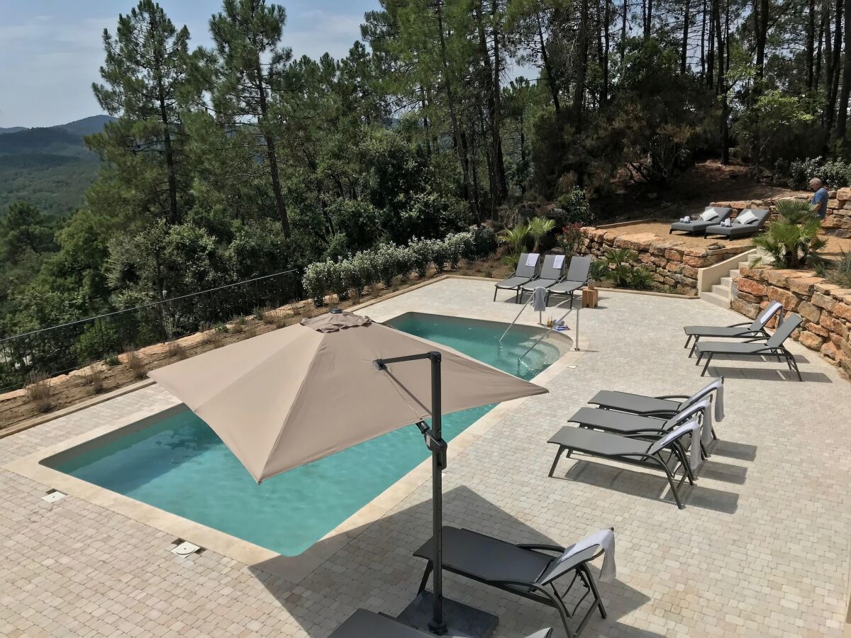 Holiday house Villa in Le Muy with Pool - Outdoor photo 2