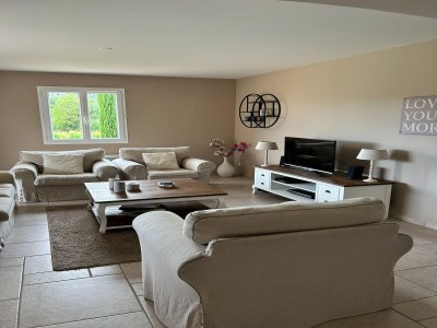 Holiday house Villa in Plan-de-la-Tour with Pool & Vineyard Views - Features photo 14