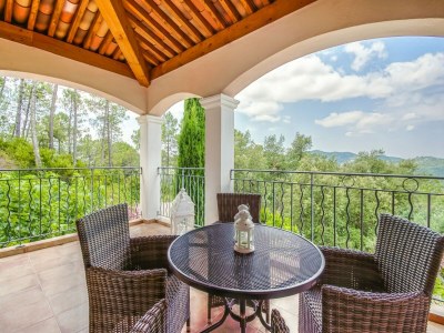 Villa Villa in Le Muy mit Pool und Waldnähe - Outdoor photo 4