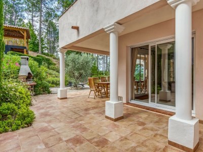 Villa Villa in Le Muy mit Pool und Waldnähe - Outdoor photo 10