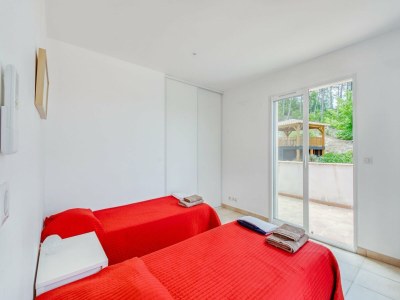 Villa Villa in Le Muy mit Pool und Waldnähe - Features photo 30