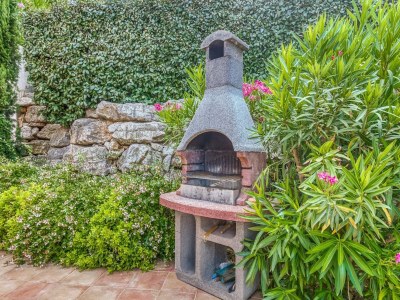 Villa Villa in Le Muy mit Pool und Waldnähe - Outdoor photo 40