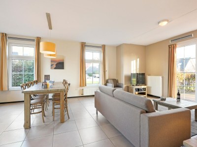 Holiday park Holiday Home in Zeeland near North Sea Beach - Features photo 7