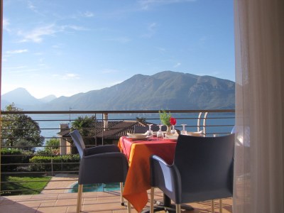 Holiday apartment Residence Rosmari 2-room apartment by the lake with pool - Outdoor photo 3