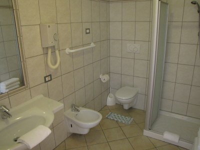 Holiday apartment Residence Rosmari 2-room apartment by the lake with pool - Features photo 7