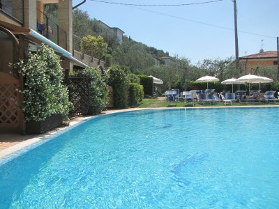 Holiday apartment Residence Rosmari 2-room apartment by the lake with pool - Features photo 9