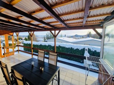 Bungalow Comfort Near Castle Views - Outdoor photo 8