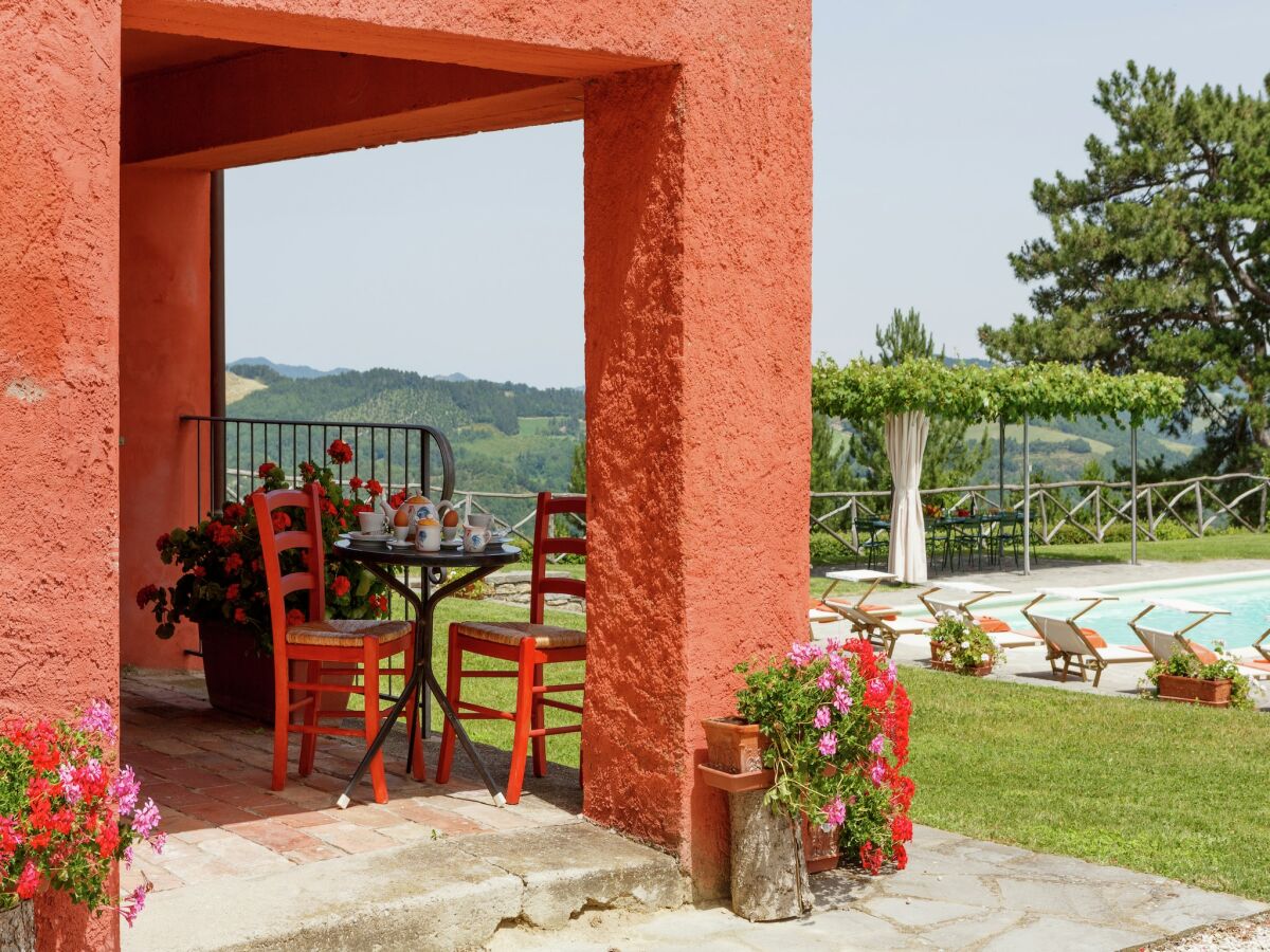 Villa Villa with private swimming pool - Outdoor photo 2