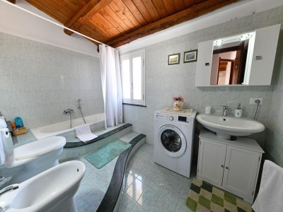 Apartment Schöne Wohnung mit Pool - Features photo 24