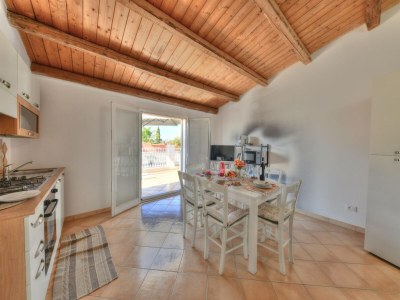 Apartment Schöne Wohnung mit Pool - Features photo 25