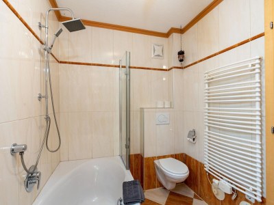 Apartment Apartment Neukirchen near Ski Slopes - Features photo 13