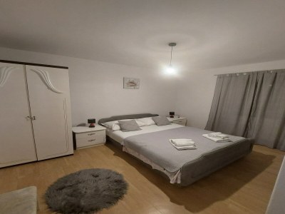 Apartment Apartment Dominik - Two Bedroom Apartment with Terrace and Sea View - Features photo 5