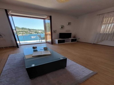 Apartment Apartment Dominik - Two Bedroom Apartment with Terrace and Sea View - Features photo 9