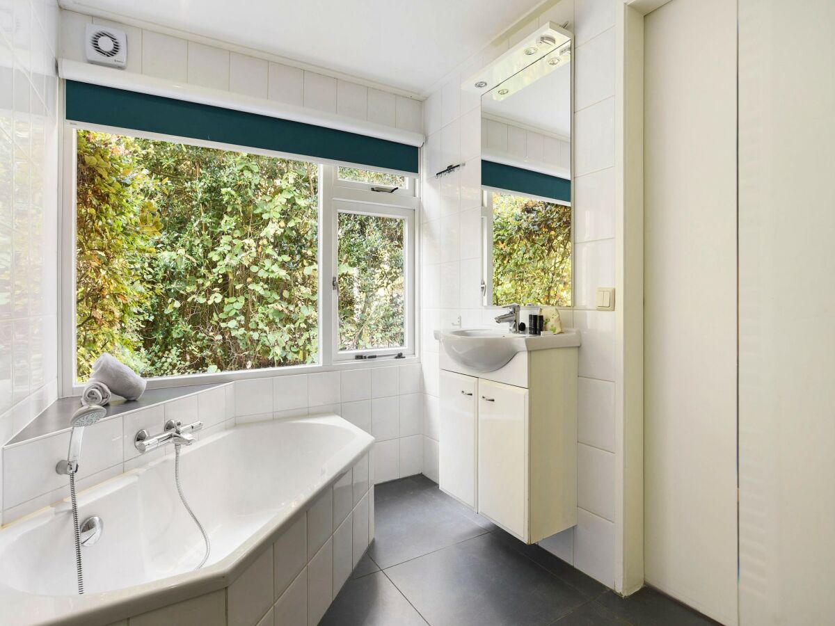 Holiday park Barrierefreie Villa am See - Features photo 4