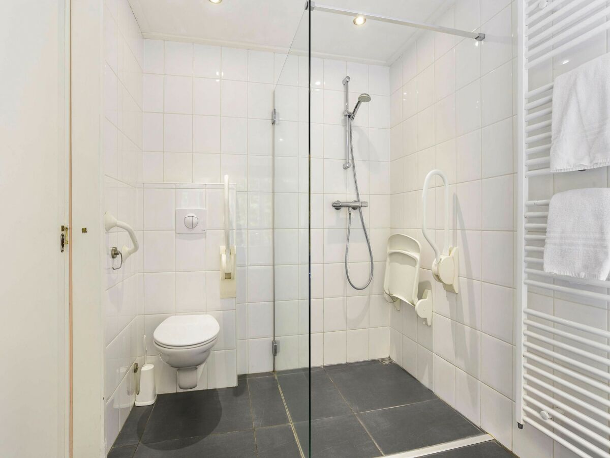 Holiday park Barrierefreie Villa am See - Features photo 5