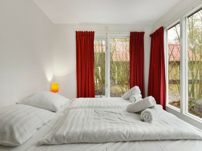 Holiday park Holiday Home in Midlaren, sauna - Features photo 4