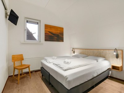 Holiday park Bungalow am See mit Sauna - Features photo 7