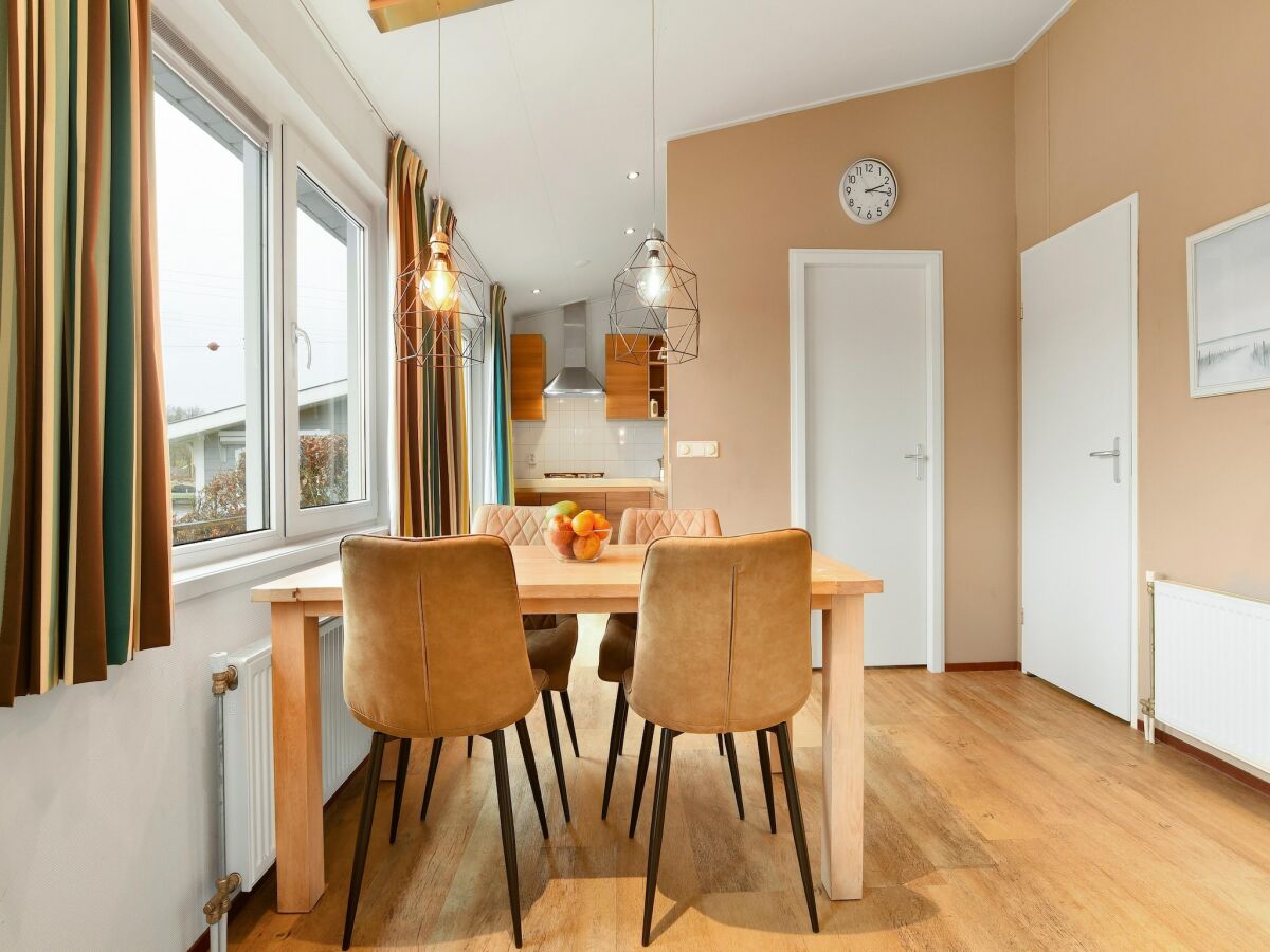 Holiday park Chalet am Zuidlaardermeer für 4 Von Belvilla - Features photo 5