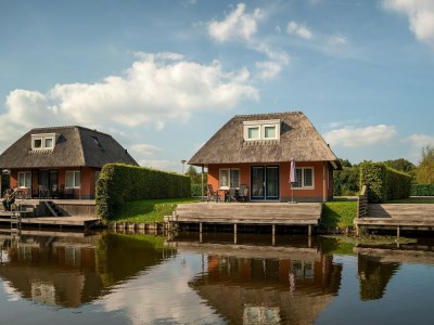 Holiday park Ferienhaus in Drenthe am Wasser für 5 Von Belvilla - Holiday park