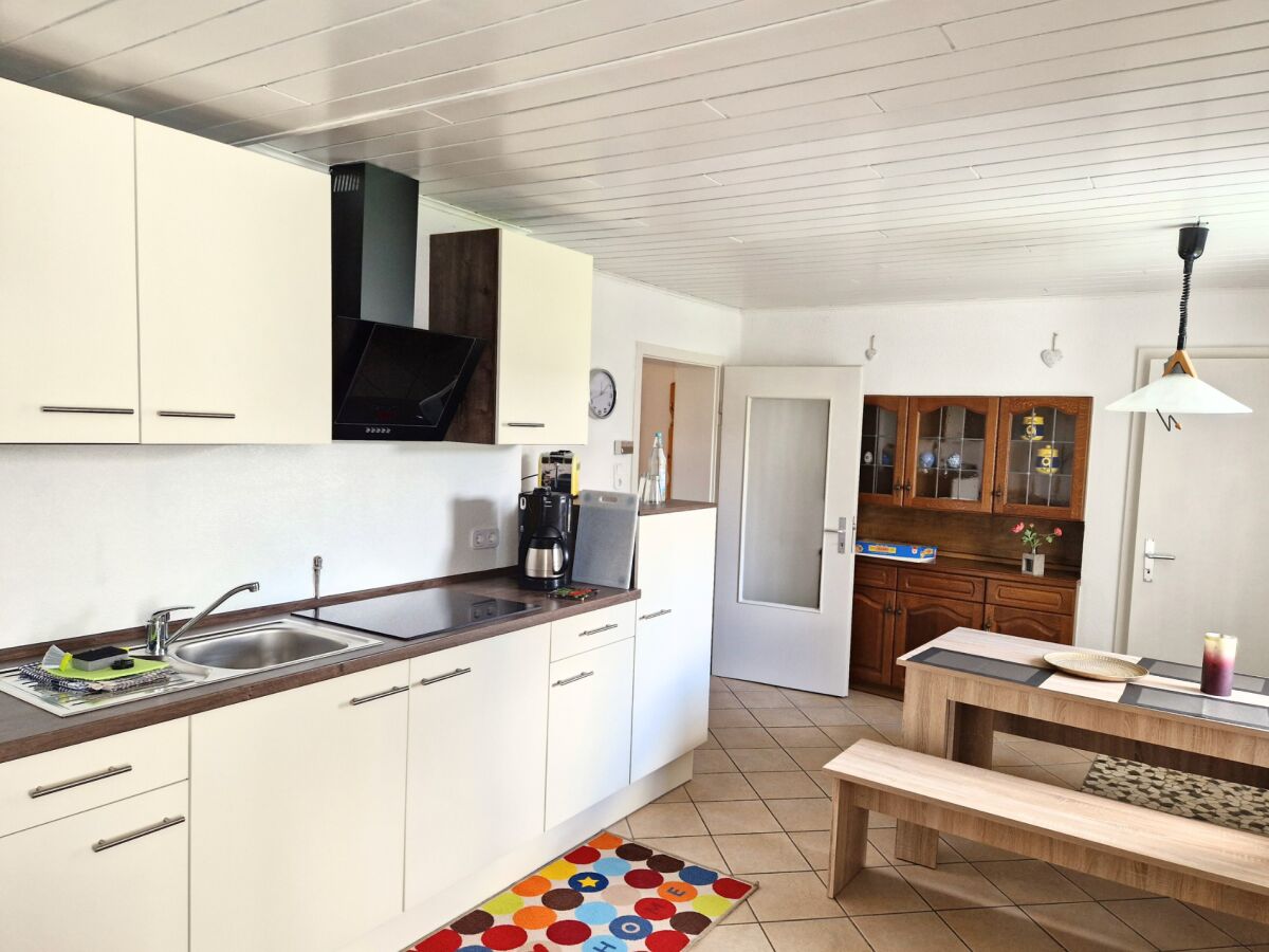 Apartment 3-Bett-Ferienwohnung Zur Kasselburg