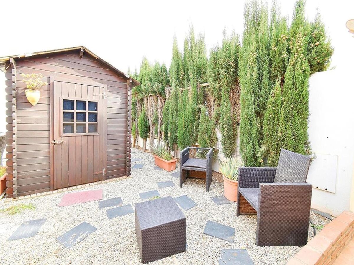 Holiday house House with terrace and parking near the beaches - Outdoor photo 2