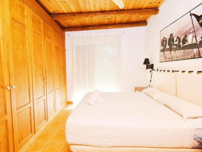 Holiday house House with terrace and parking near the beaches - Features photo 27