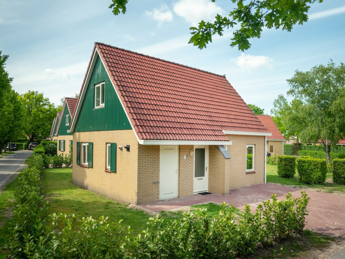 Holiday park Brabant Home With Sauna
