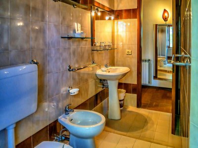 Apartment Apartment with Pool and Countryside Views - Features photo 22