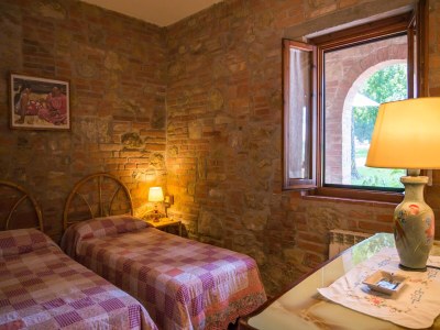 Apartment Apartment in Tuscany with Pool & Garden - Features photo 34