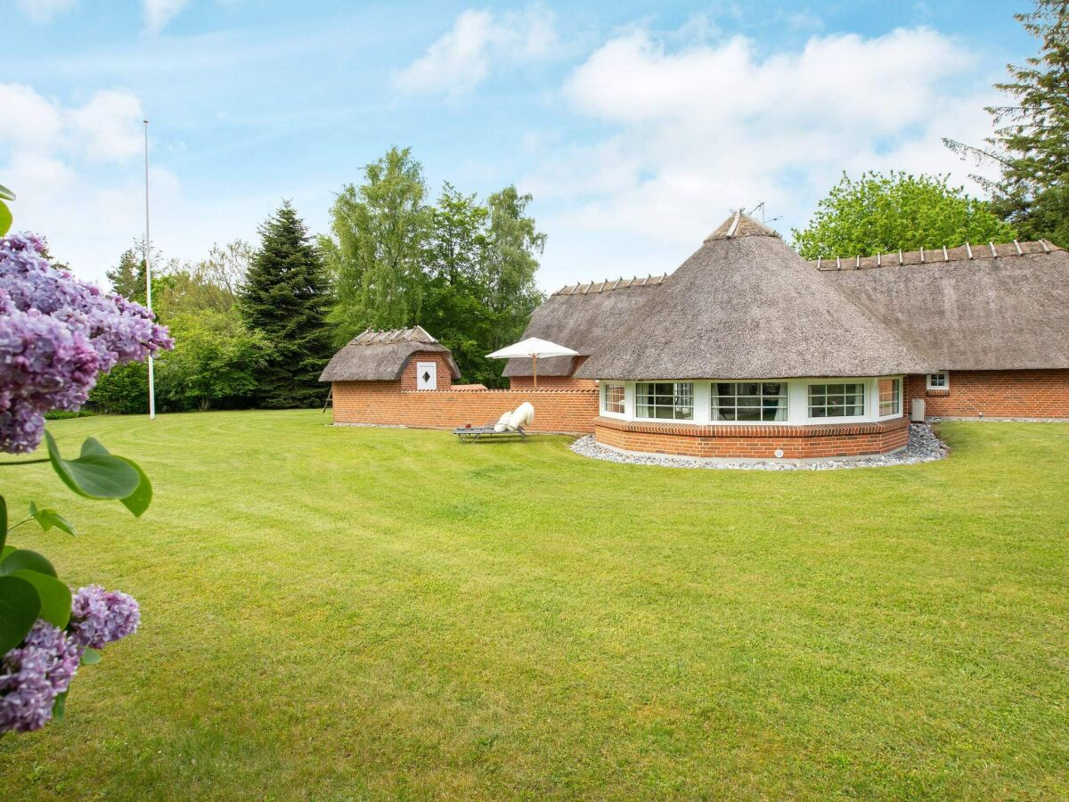 Holiday house 12 person holiday home in Væggerløse - Outdoor photo 3