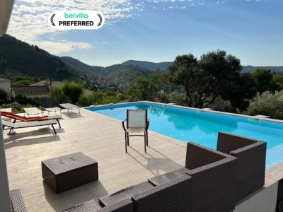 Holiday house Villa l'Esquirol with view and pool in Hérault - Holiday house