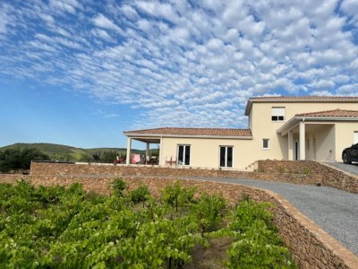 Holiday house Villa l'Esquirol with view and pool - Outdoor photo 13