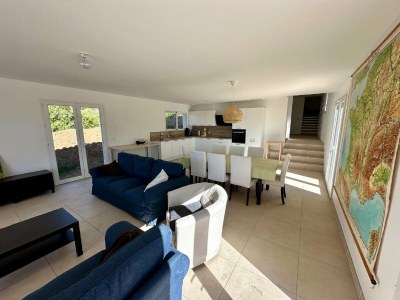 Holiday house Villa l'Esquirol with view and pool - Features photo 21