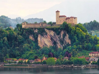 Apartment Holiday Home by Lake in Maccagno - Environment photo 32