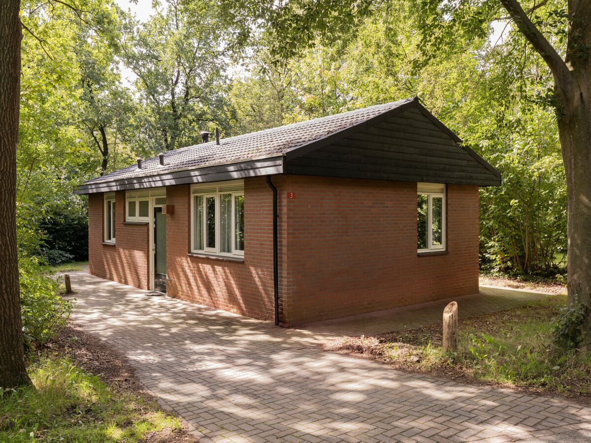 Holiday park Bungalow in Veluwe mit Pool für 6 Von Belvilla