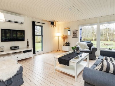 Holiday house Verstecktes Waldrefugium-By Traum - Outdoor photo 9