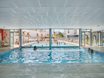 Holiday park Apartment in Royan near Sandy Beaches - Outdoor photo 6