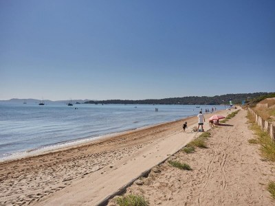 Holiday park Apartment in Giens with Pool & Beach Access - Environment photo 20